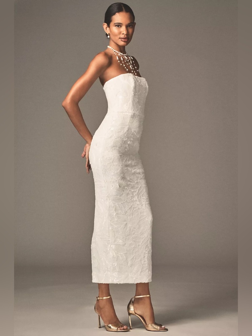 Helsi
Leslie Strapless Sequin Lace Column Midi Dress Anthropologie - Picture 9 of 9